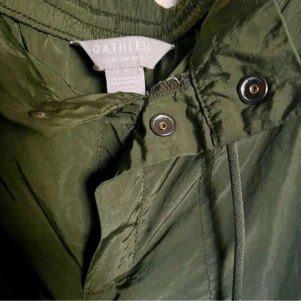 Athleta Expedition Jogger Tuscan Olive Green Size 4 - Picture 3 of 10